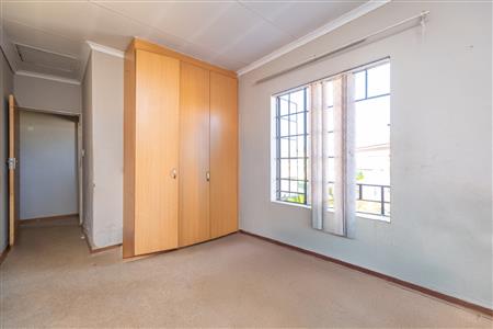 Apartment For Sale in Bo-dorp, Rustenburg Central, Rustenburg, North West - M127341