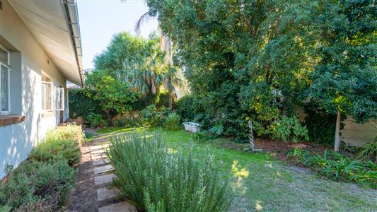 False - House For Sale in Paarl Central, Paarl, Western Cape - M127343