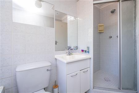 Apartment For Sale in Sunninghill, Sandton, Gauteng - M127332