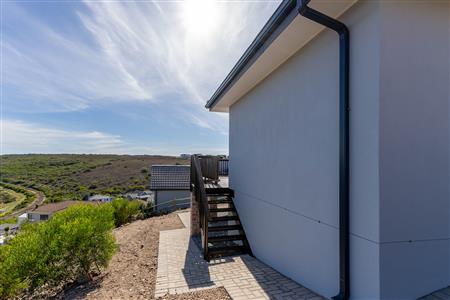 False - House For Sale in Seemeeu Park, Mossel Bay, Western Cape - M127342