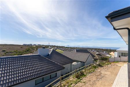 False - House For Sale in Seemeeu Park, Mossel Bay, Western Cape - M127342