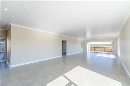 False - House For Sale in Seemeeu Park, Mossel Bay, Western Cape - M127342