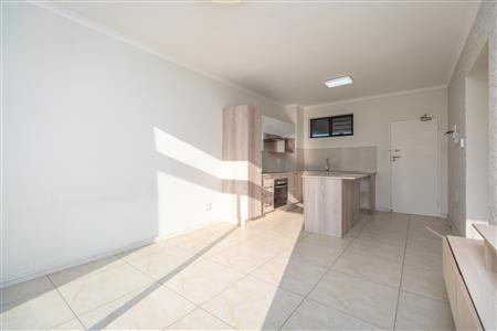 Apartment For Sale in Randpark Ridge, Randburg, Gauteng - M127333