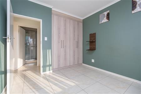 Apartment For Sale in Randpark Ridge, Randburg, Gauteng - M127333