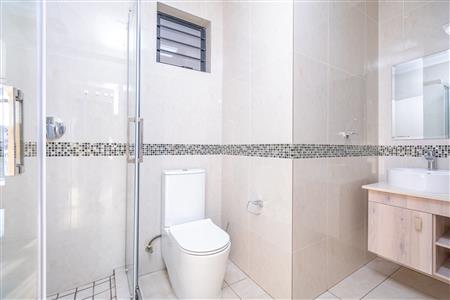 Apartment For Sale in Randpark Ridge, Randburg, Gauteng - M127333