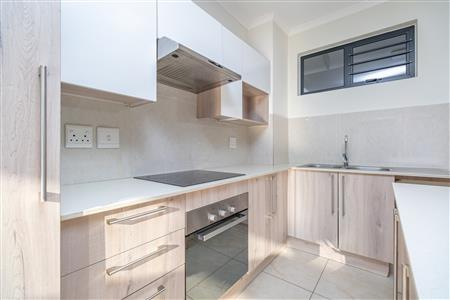 Apartment For Sale in Randpark Ridge, Randburg, Gauteng - M127333