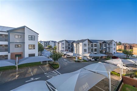 Apartment For Sale in Randpark Ridge, Randburg, Gauteng - M127333