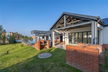 Apartment For Sale in Randpark Ridge, Randburg, Gauteng - M127333