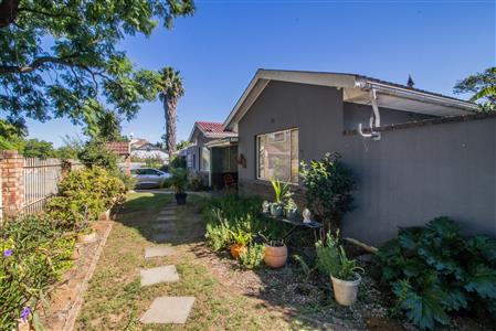 House For Sale in Fort Beaufort, Eastern Cape - M127351
