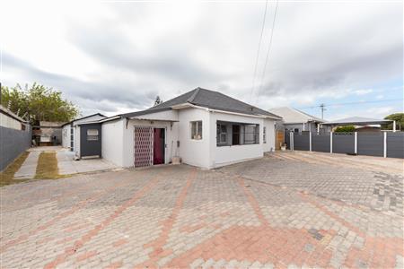House Sold in Parow Valley, Parow, Western Cape - M127349