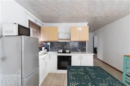 House Sold in Parow Valley, Parow, Western Cape - M127349