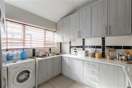 House Sold in Parow Valley, Parow, Western Cape - M127349