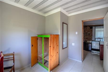 House For Sale in Fort Beaufort, Eastern Cape - M127353