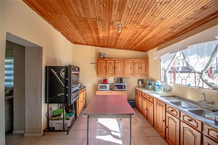 House For Sale in Fort Beaufort, Eastern Cape - M127353