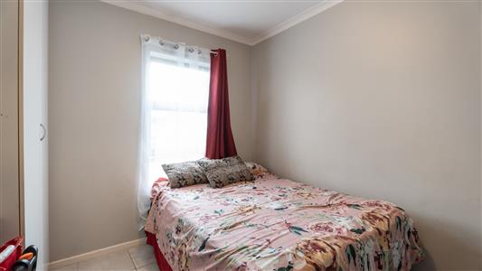False - Apartment withdrawn in Burgundy Estate, Milnerton - M127350