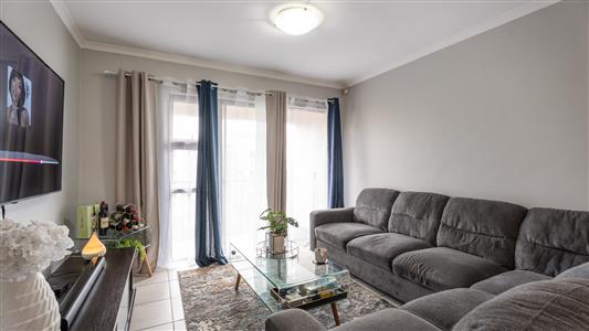 False - Apartment withdrawn in Burgundy Estate, Milnerton - M127350