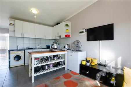 False - Apartment For Sale in Sonkring, Brackenfell, Western Cape - M123674
