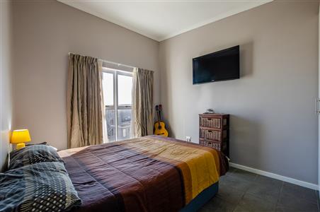False - Apartment For Sale in Sonkring, Brackenfell, Western Cape - M123674