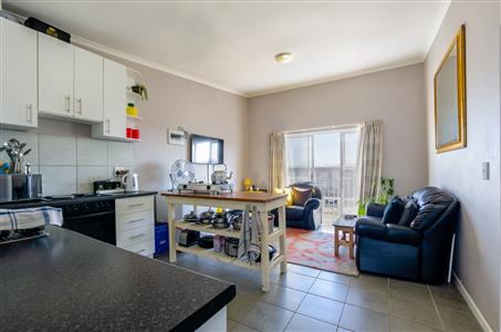 False - Apartment For Sale in Sonkring, Brackenfell, Western Cape - M123674