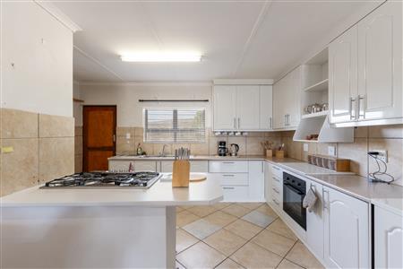 False - House For Sale in Country Club, Langebaan, Western Cape - M127373