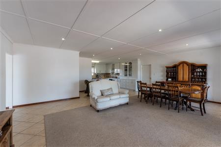 False - House For Sale in Country Club, Langebaan, Western Cape - M127373