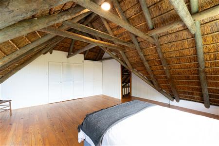 False - House sold in Lower Robberg, Plettenberg Bay - M126337