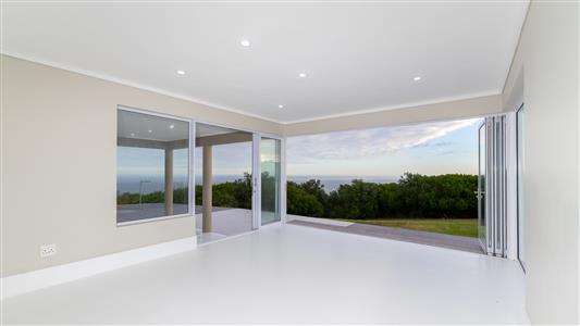 House For Sale in Le Grand Estate, George, Western Cape - M127371