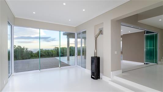 House For Sale in Le Grand Estate, George, Western Cape - M127371