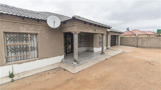 House For Sale in Moletji, Polokwane Rural, Polokwane, Limpopo - M127360