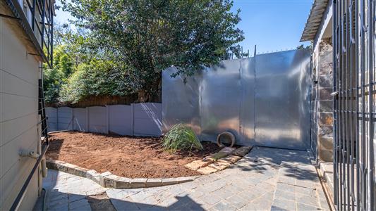 False - House For Sale in Westdene, Johannesburg, Gauteng - M127375
