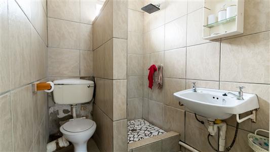 House For Sale in Fort Beaufort, Eastern Cape - M127381