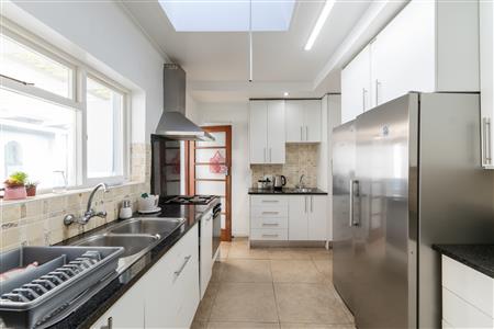 House For Sale in Plumstead, Cape Town, Western Cape - M127378