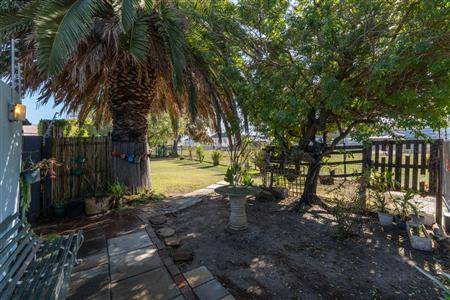 House For Sale in Plumstead, Cape Town, Western Cape - M127378