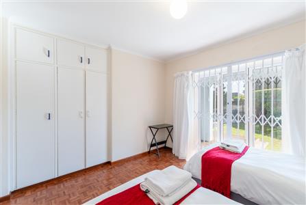 House For Sale in Plumstead, Cape Town, Western Cape - M127378