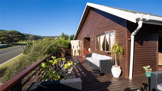 House For Sale in Brenton On Sea, Knysna, Western Cape - M127398