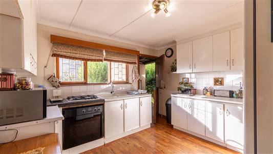 House For Sale in Brenton On Sea, Knysna, Western Cape - M127398