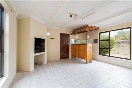 False - House For Sale in Rome, Strand, Western Cape - M127397