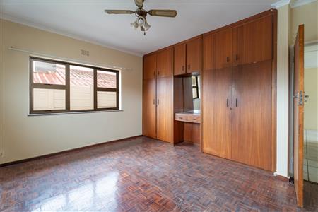 False - House For Sale in Rome, Strand, Western Cape - M127397