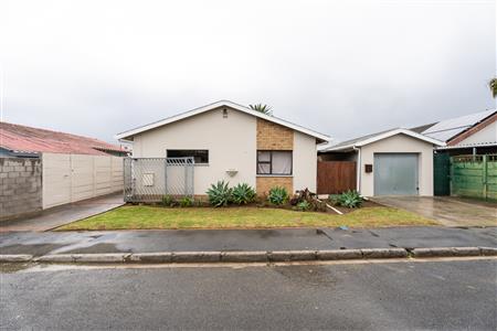 False - House For Sale in Rome, Strand, Western Cape - M127397
