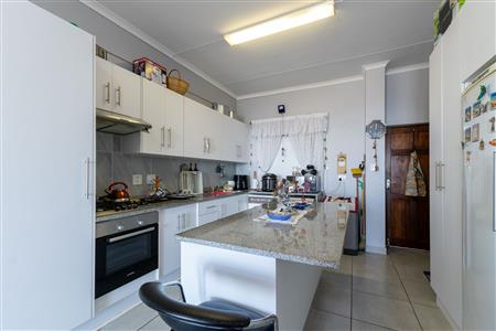 False - Apartment For Sale in Island View, Mossel Bay, Western Cape - M127406