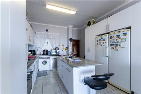 False - Apartment For Sale in Island View, Mossel Bay, Western Cape - M127406
