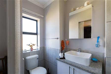 False - Apartment For Sale in Island View, Mossel Bay, Western Cape - M127406