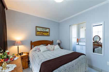 False - Apartment For Sale in Island View, Mossel Bay, Western Cape - M127406