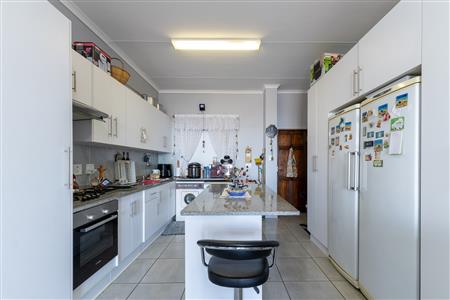 False - Apartment For Sale in Island View, Mossel Bay, Western Cape - M127406