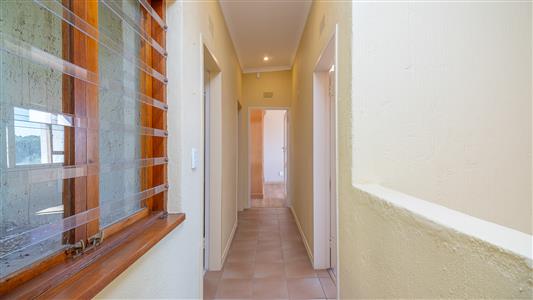 Townhouse For Sale in Bedford Park, Bedfordview, Gauteng - M127411