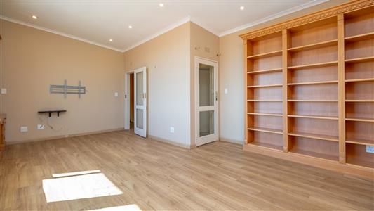 Townhouse For Sale in Bedford Park, Bedfordview, Gauteng - M127411