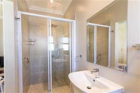 House For Sale in Oudtshoorn Central, Oudtshoorn, Western Cape - M127408