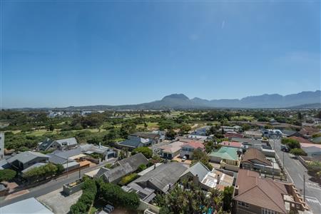 Apartment For Sale in Strand North, Strand, Western Cape - M127409
