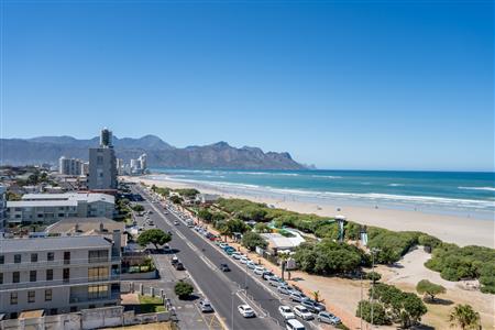 Apartment For Sale in Strand North, Strand, Western Cape - M127409
