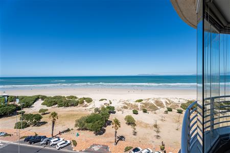 Apartment For Sale in Strand North, Strand, Western Cape - M127409